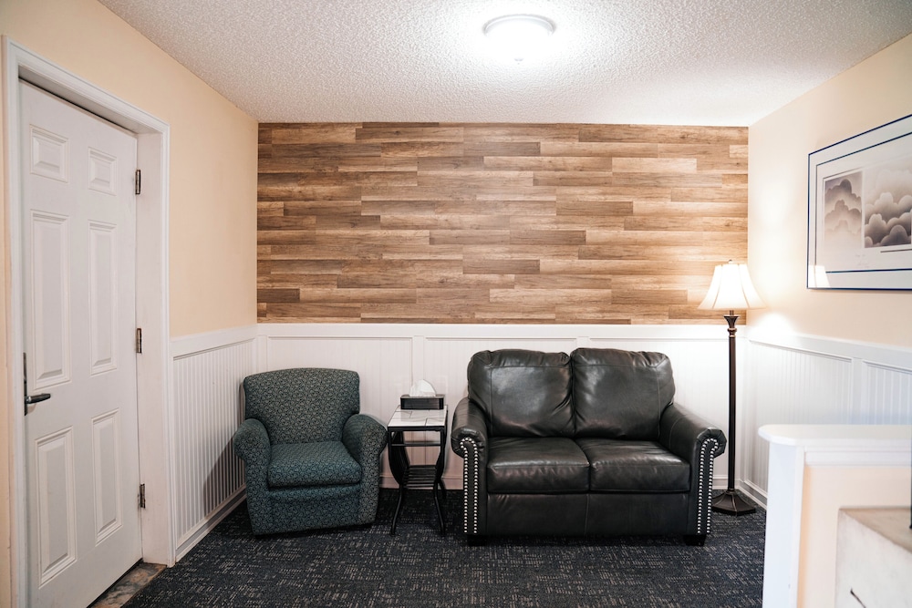 Salida Inn & Monarch Suites 63/78