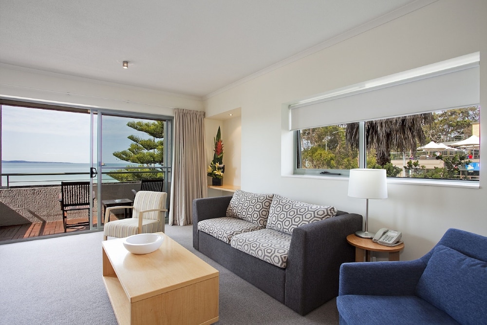 Cumberland Lorne Resort 43/59
