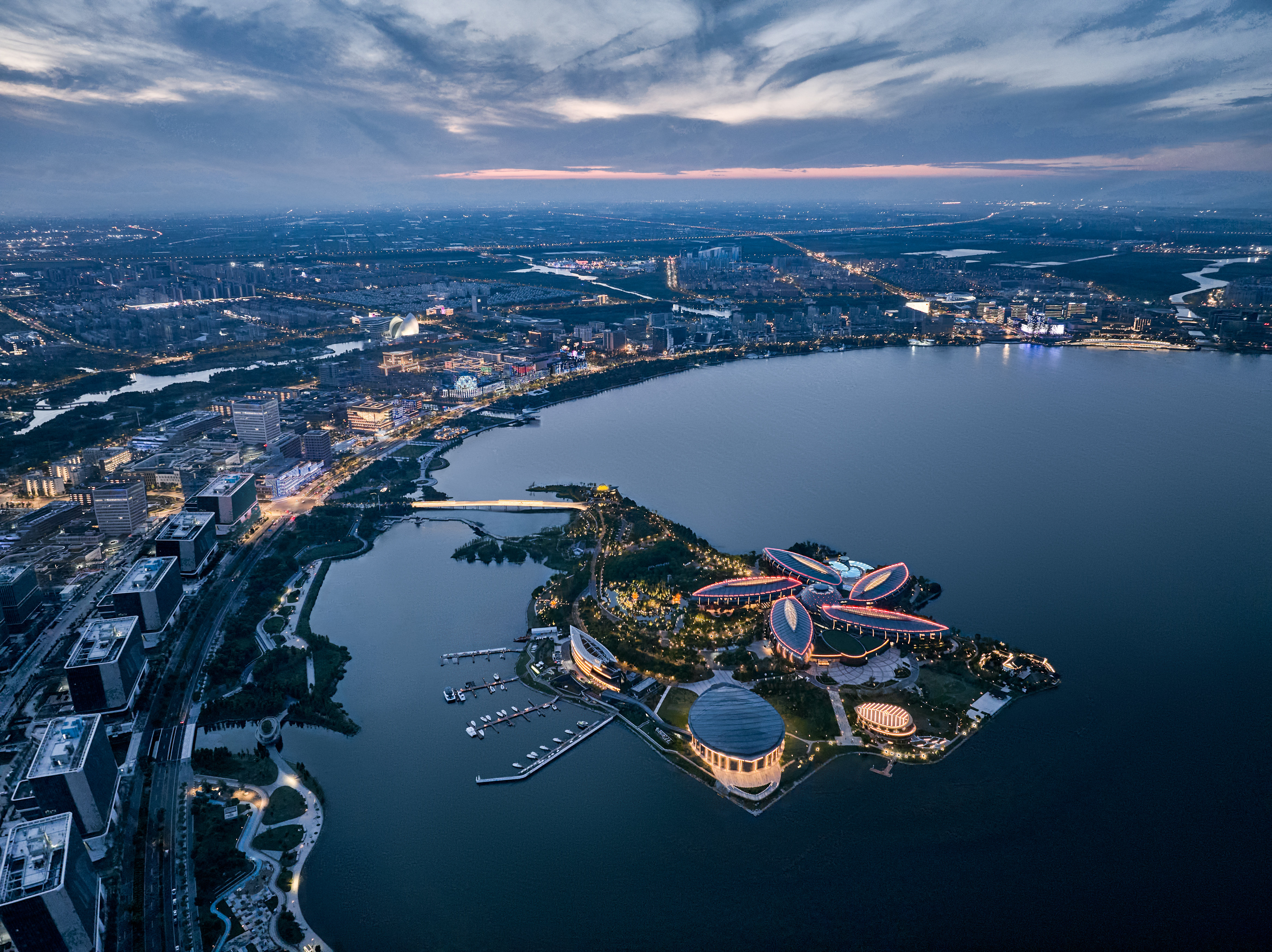 InterContinental Shanghai Harbour City 45/50