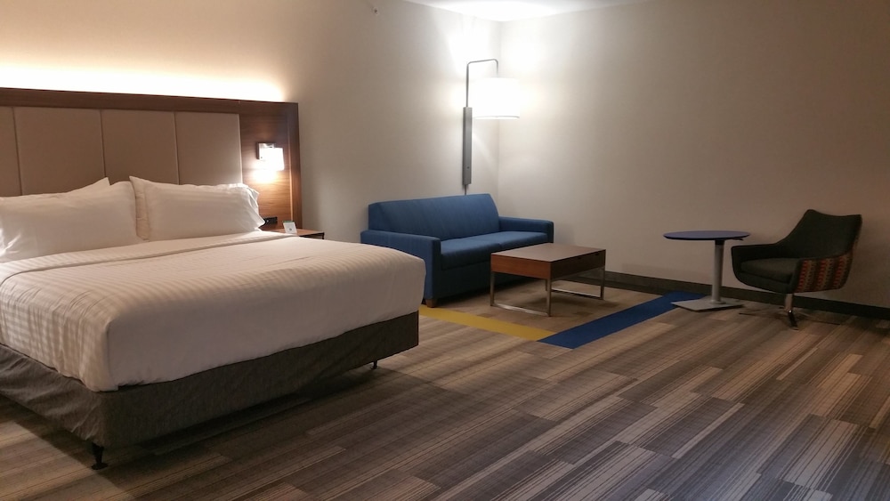Holiday Inn Express Suites Ithaca 25/69