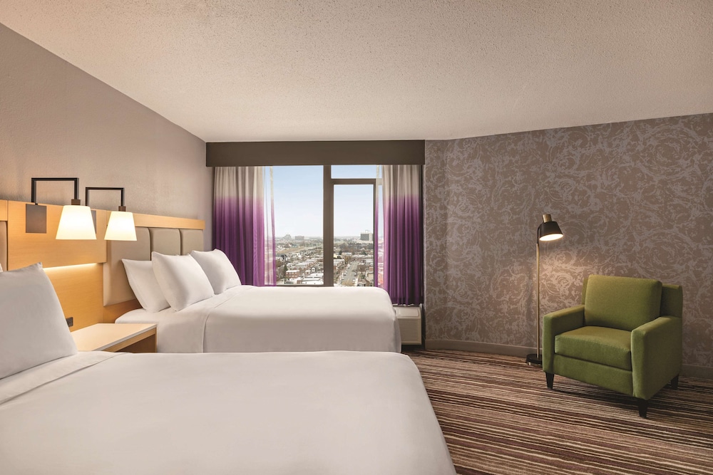 Holiday Inn Philadelphia Arpt-Stadium Area 17/54