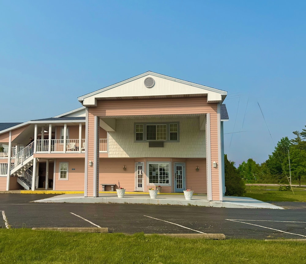 Great Lakes Inn 6/62