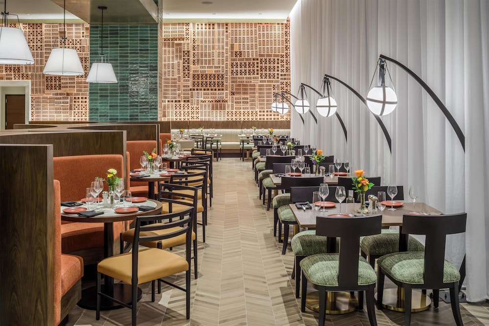 restaurant cafeteria