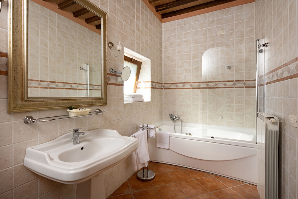 Il Poggio Degli Olivi 49/50
