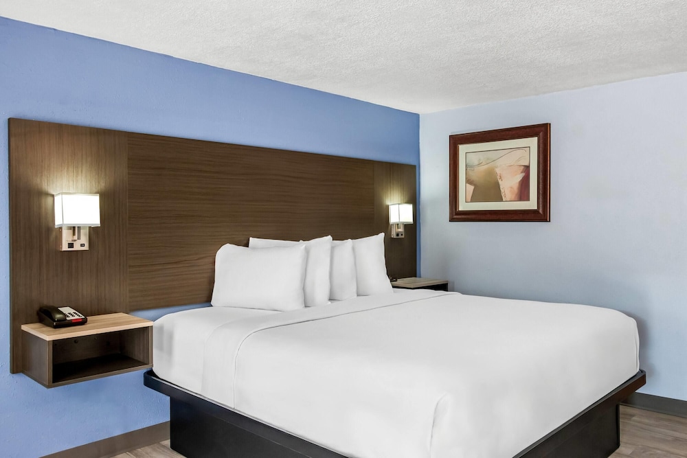 Room, Queen Bed