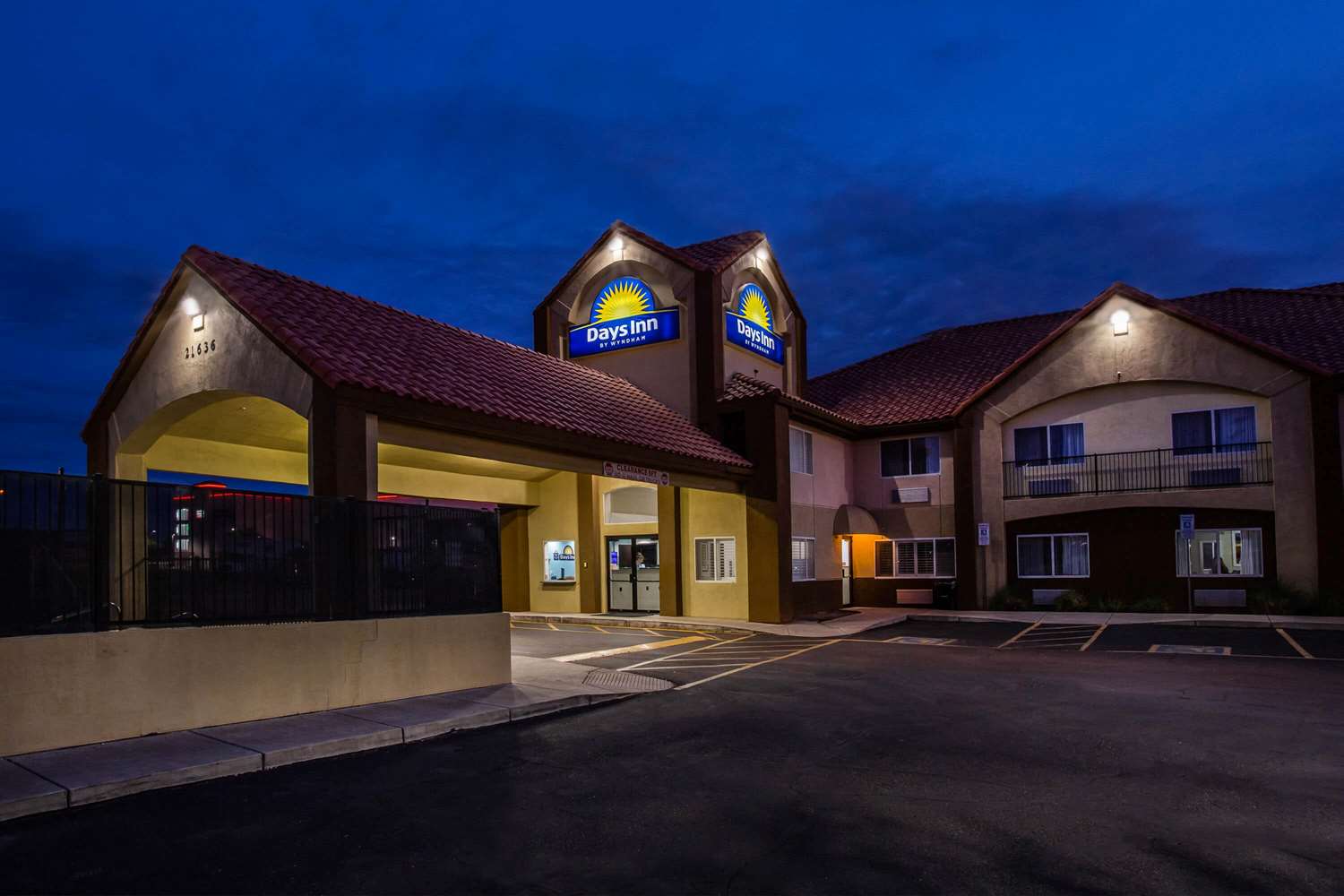 Days Inn By Wyndham Phoenix North 4/51