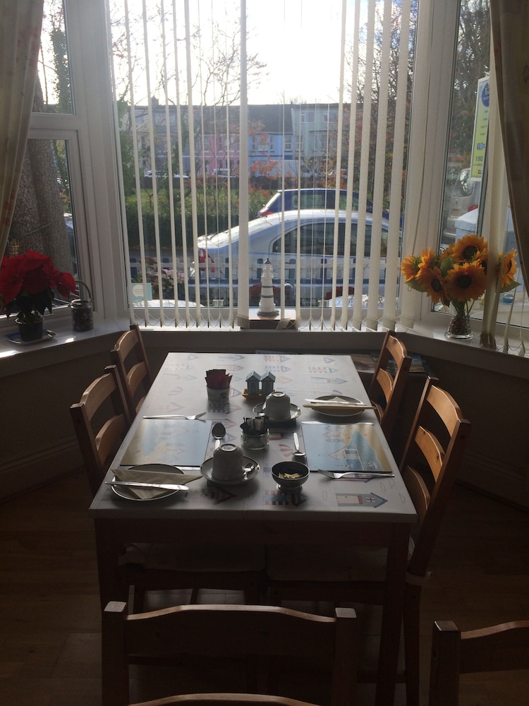 The Haldon Guest House 30/40