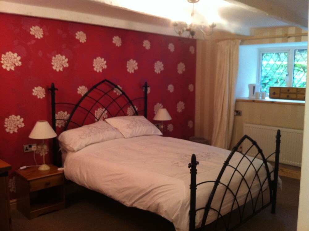 The Waterwheel Inn 13/50
