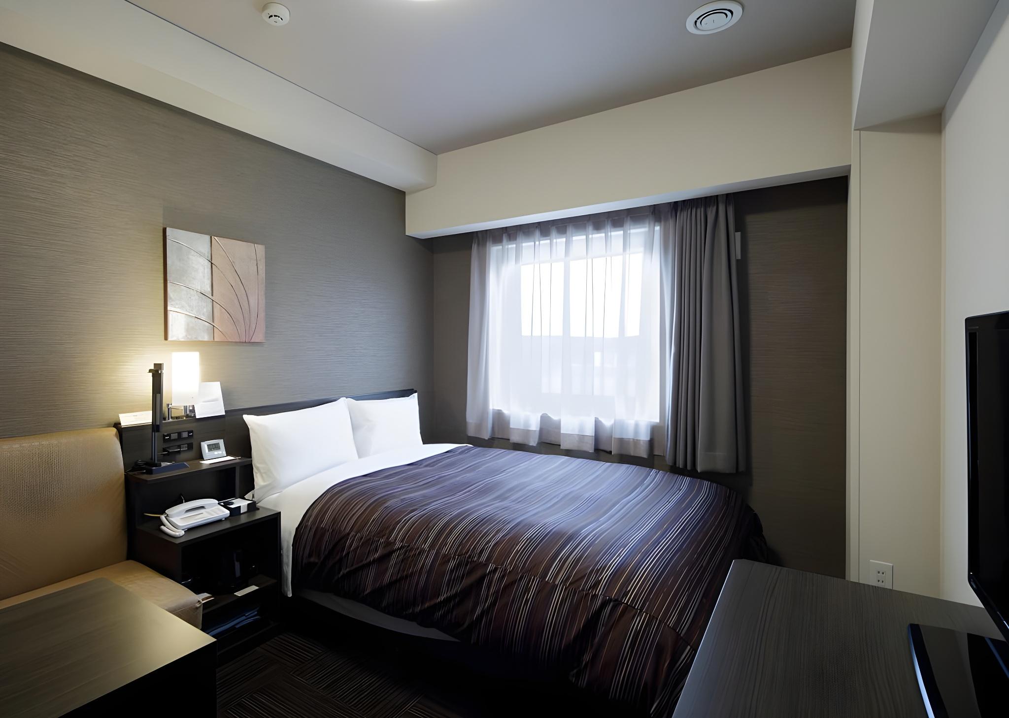 Semi Room, Comfort, Semi Double Bed, Smoking