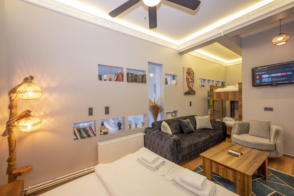 Dorne Suite Taksim 36/50