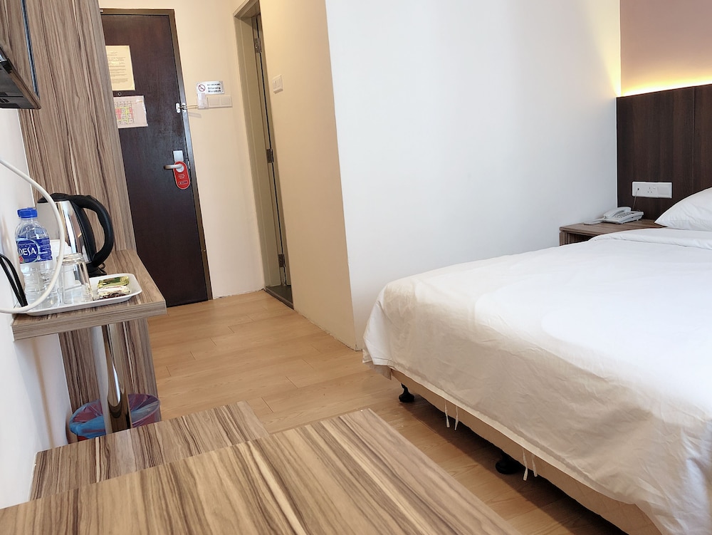 Tumike Hotel 29/58