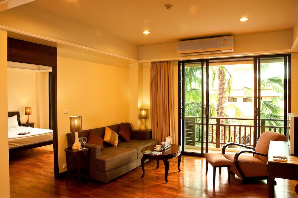 Lecasa Bangsaen Hotel 10/37
