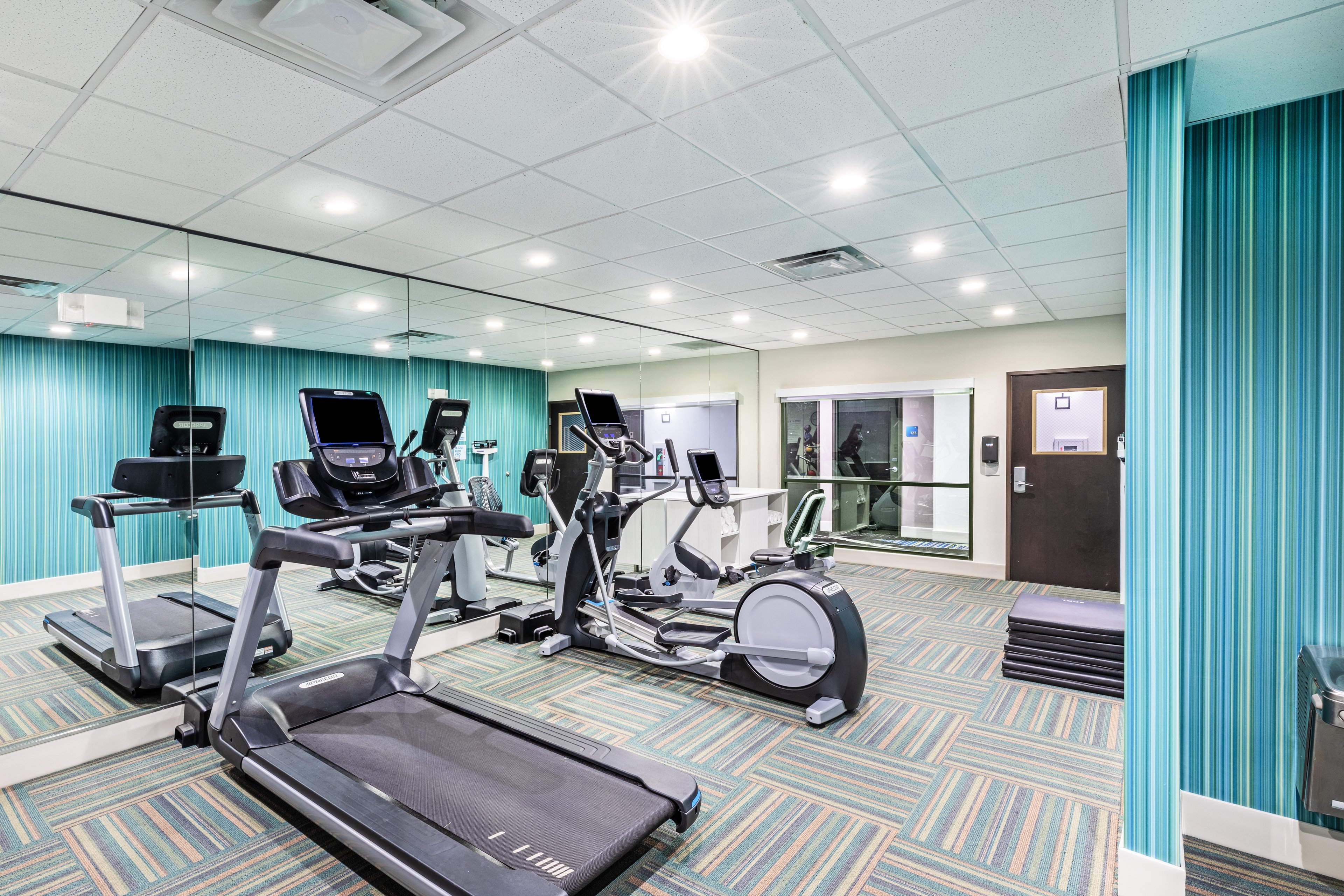 Holiday Inn Express & Suites Austin NW - Lakeway 36/50