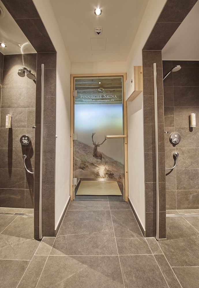 Hotel Hubertushof 50/50