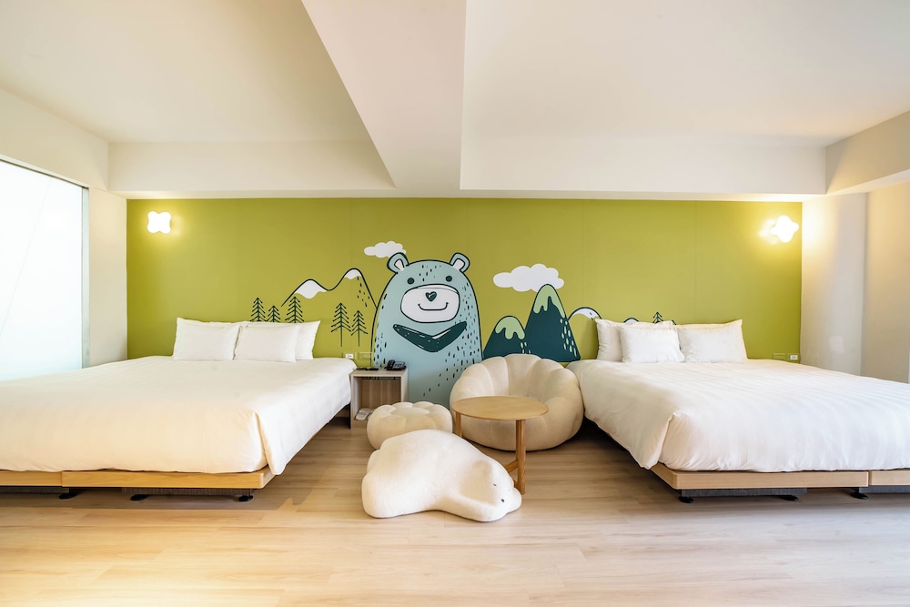 Hotel Papa Whale-Kaohsiung Formosa Boulevard 10/32