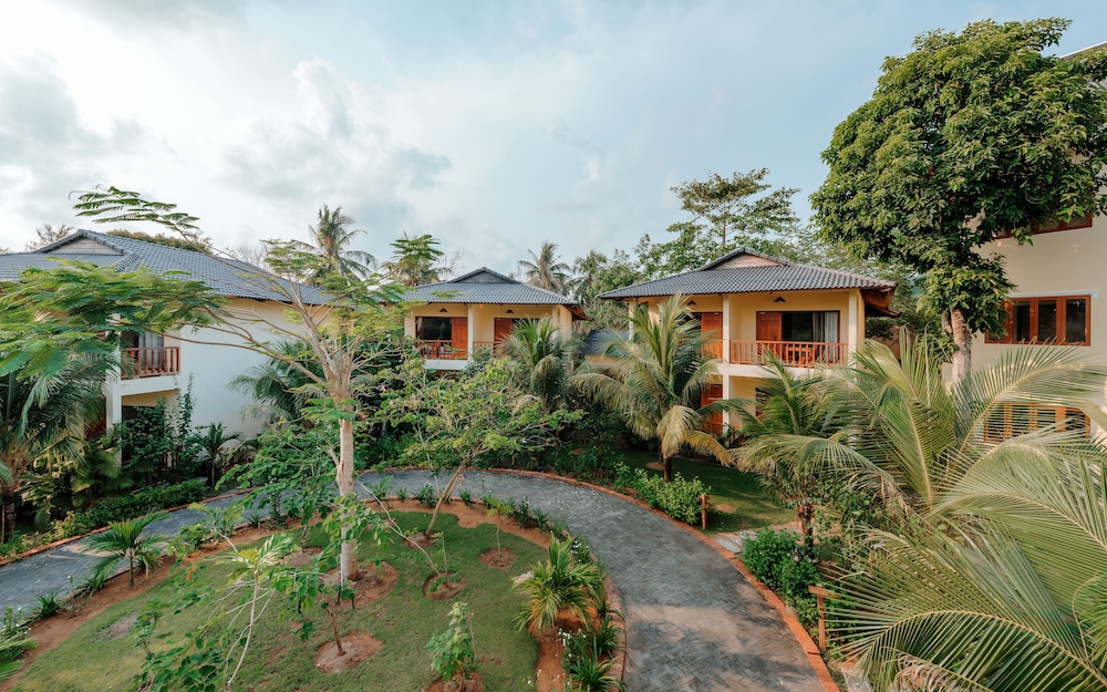 Elwood Premier Resort Phu Quoc 30/30