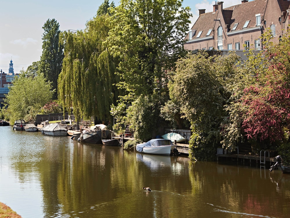 YAYS Amsterdam Prince Island by Numa 52/58