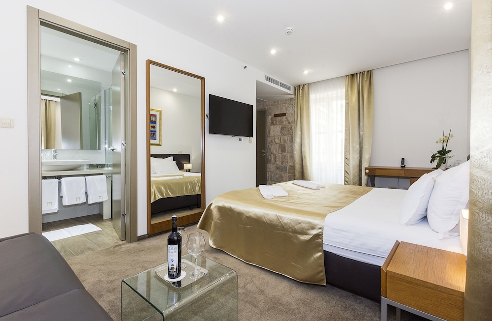Hotel Marul 40/80