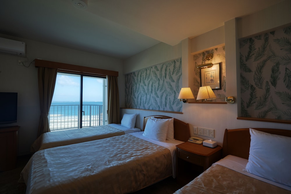 Naha Beach Side Hotel 19/71