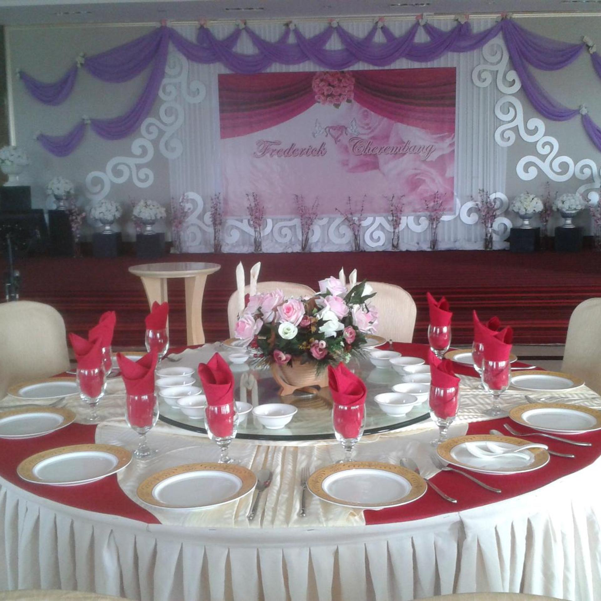 Seri Simanggang Hotel 26/40