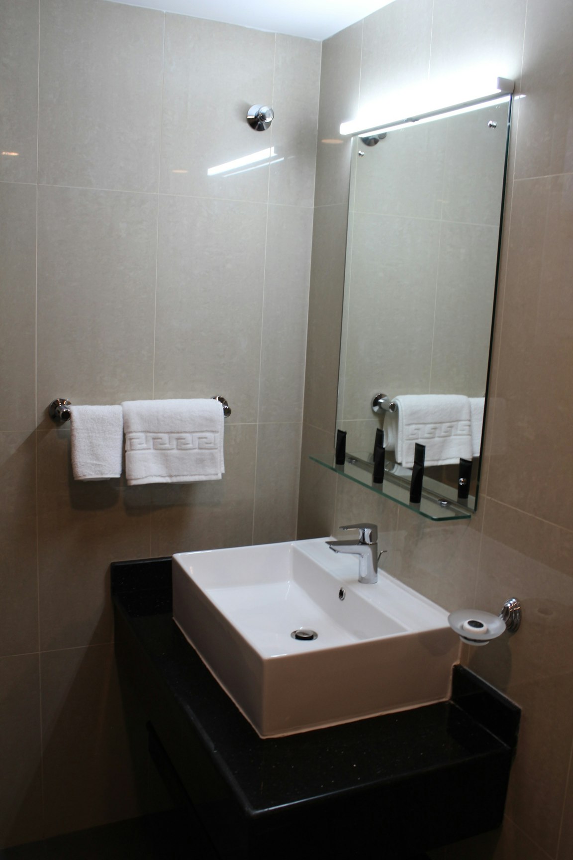 Duqm Express Hotel 10/12