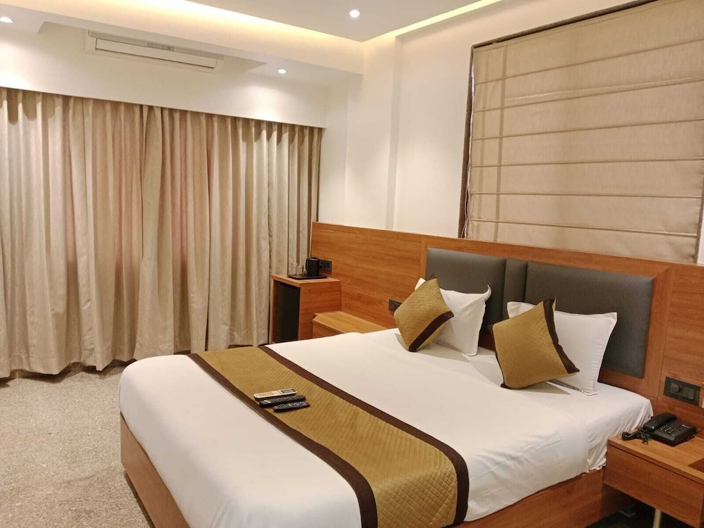 Hotel Sai Kamal 26/57