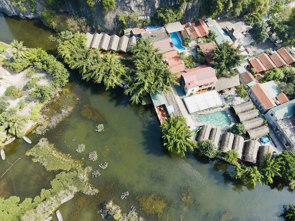 Tam Coc Bungalow 36/42