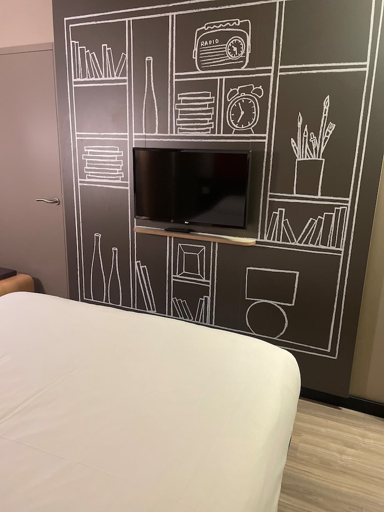 Ibis Bourg En Bresse 30/65