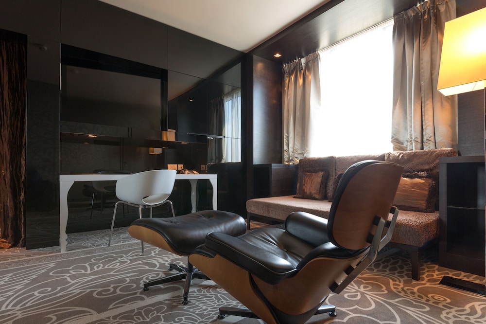Zijin Hotel 53/74