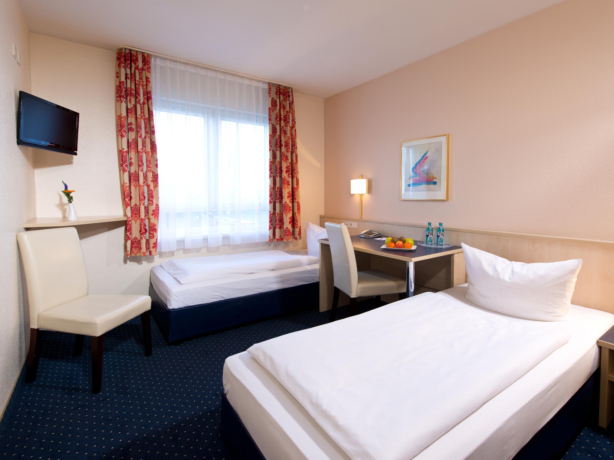 Standard, Double Bed