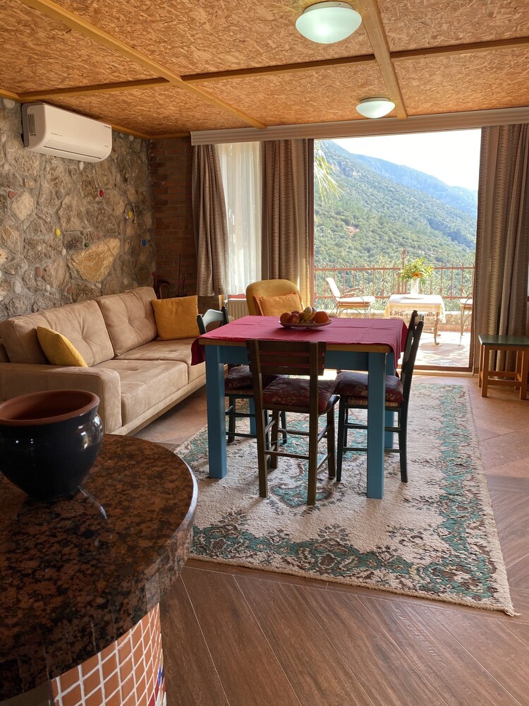 Villa Symbola 28/45