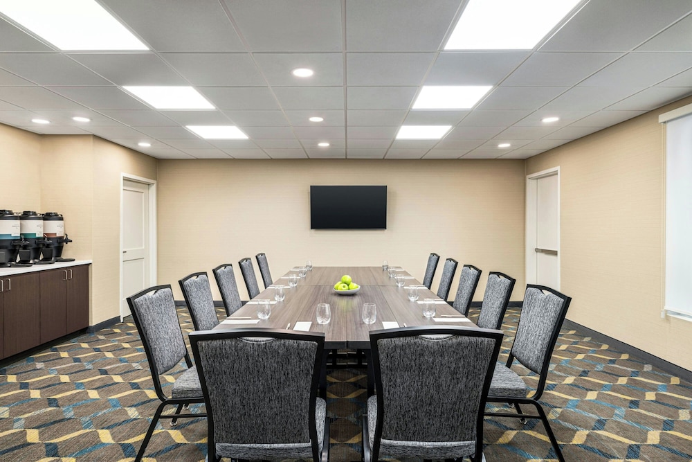Residence Inn by Marriott Mechanicsburg 26/40