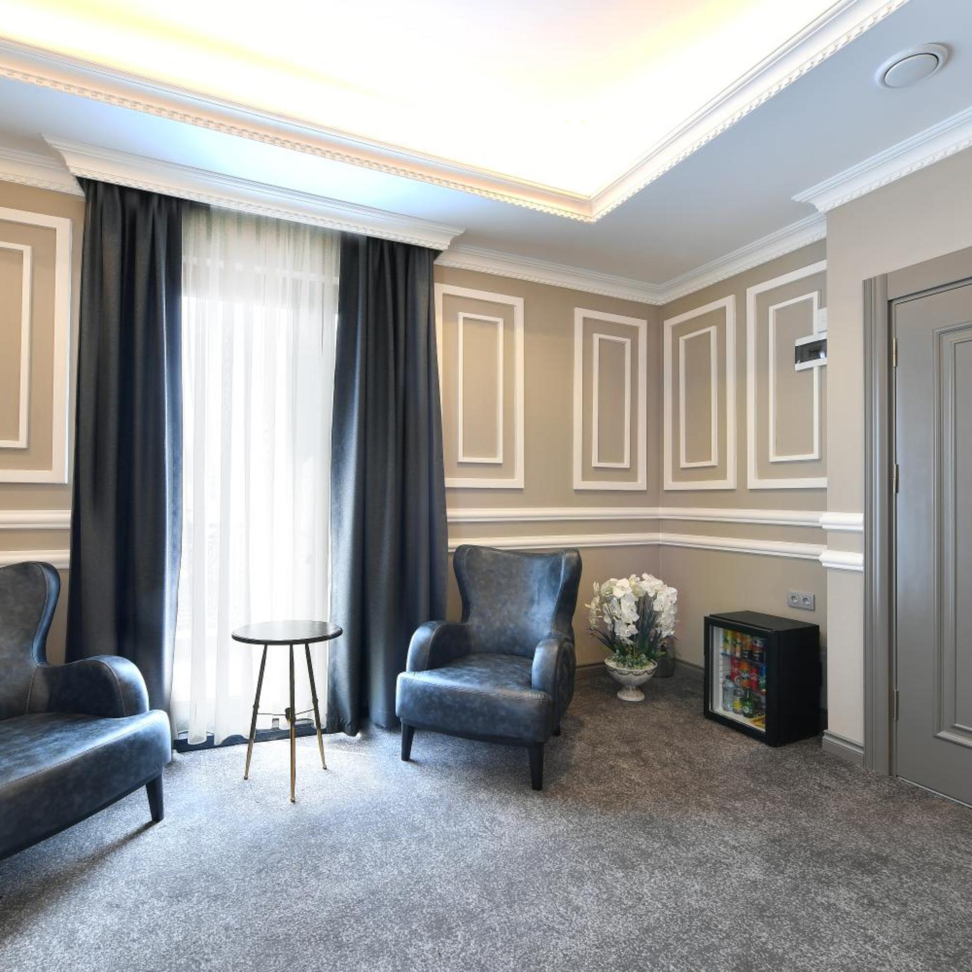 D'Lux Boutique Hotel 25/34