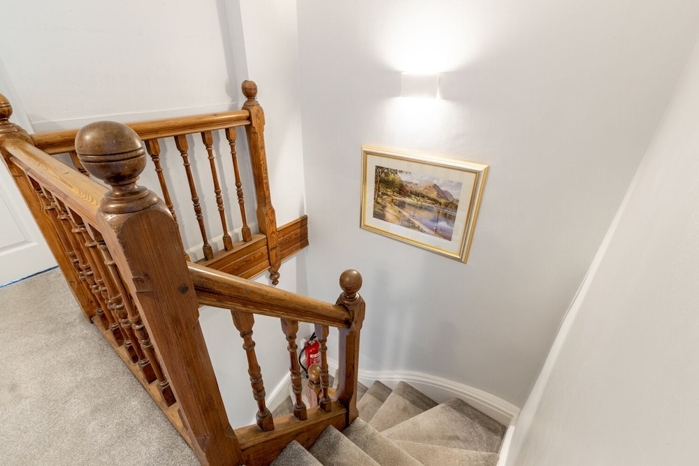 Number 80 Bed Then Breakfast 12/65
