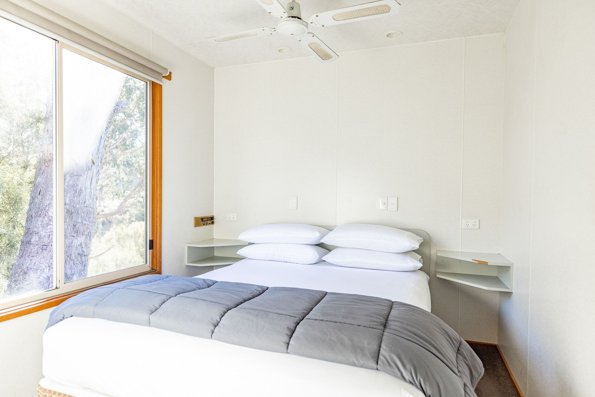 Cedar, 2 Bedrooms, Cabin, 1 Queen and 2 Bunk Beds