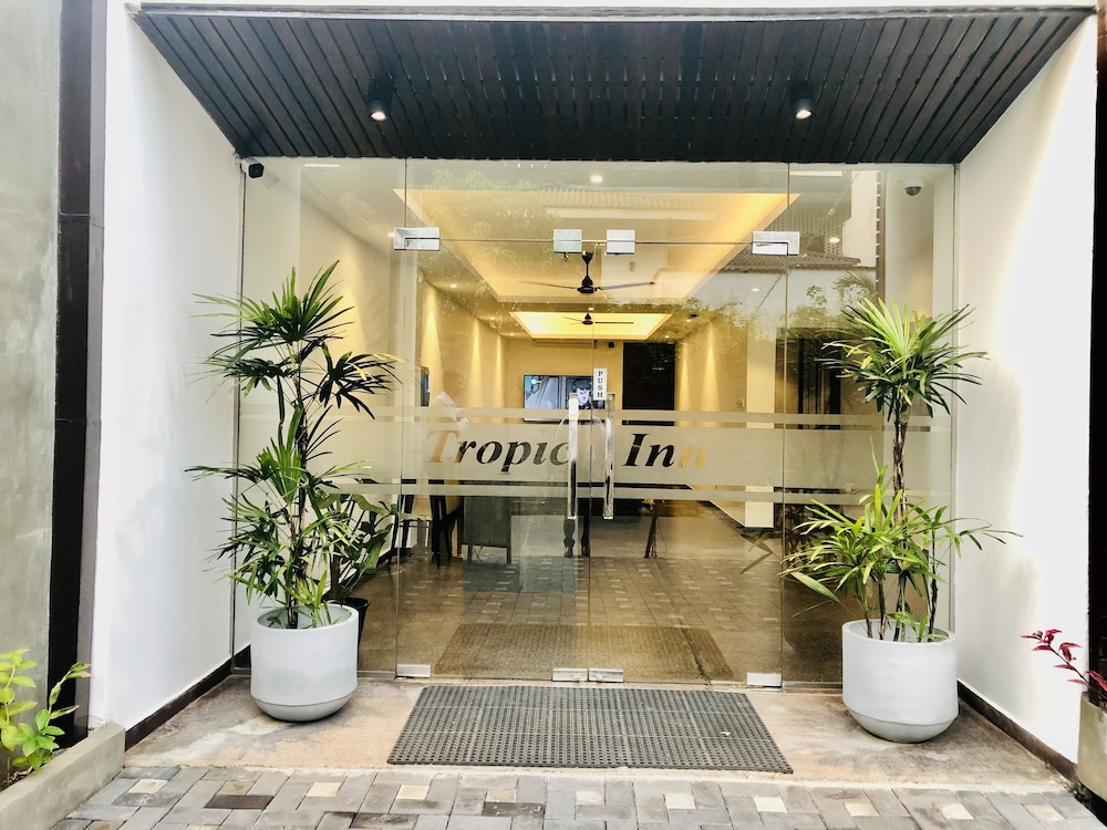 Tropic Inn 37/52