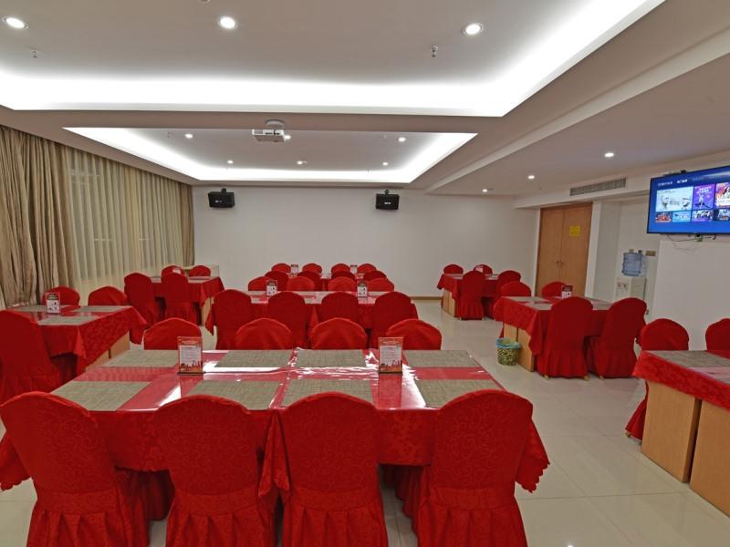 GreenTree Inn Jiaxing Tongxiang City Chongfu International Fur Center Business Hotel 36/39