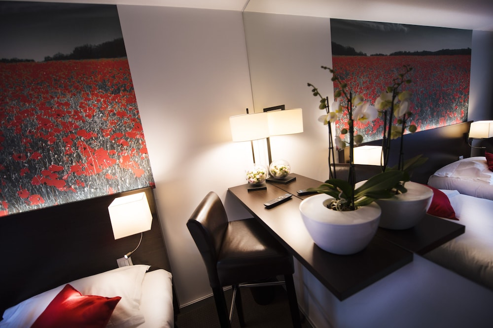 Hotel Pavillon Des Gatines 17/27
