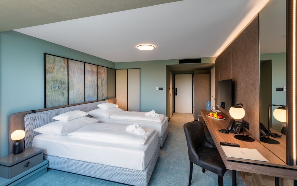 Hunguest Hotel Bal Resort 15/76