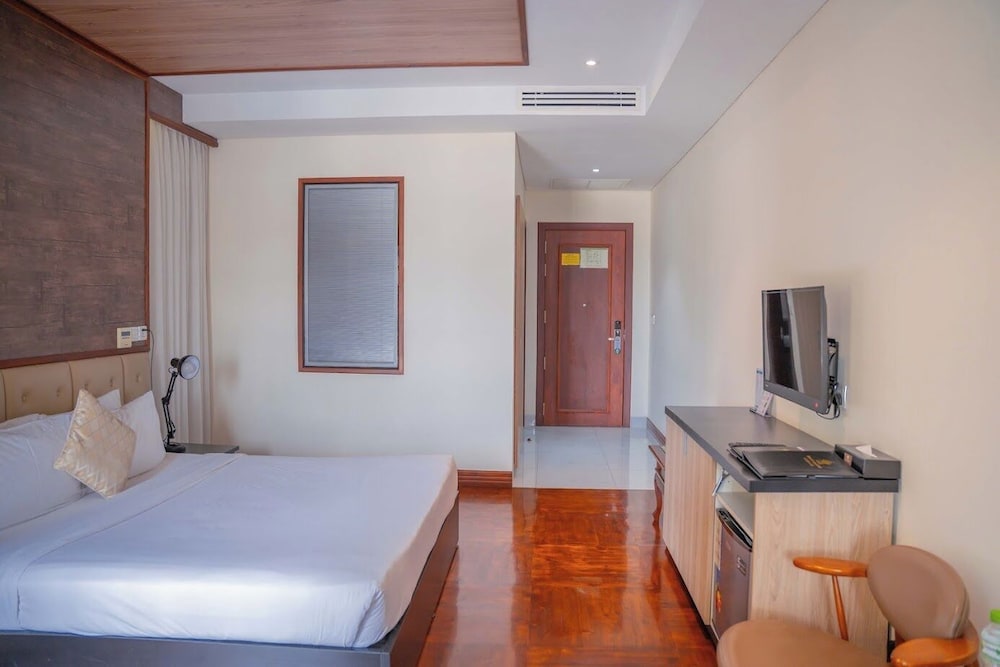 LCS Hotel & Apartment 23/64
