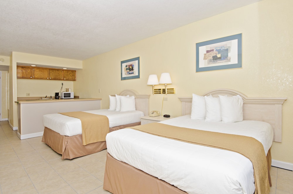 John Yancey Oceanfront Inn 8/66