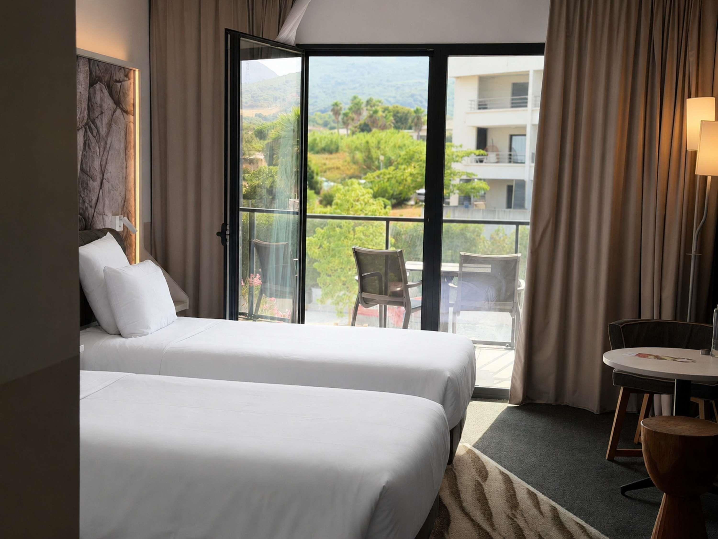 Superior, Balcony, Hotel Mercure Bastia Biguglia 2/9