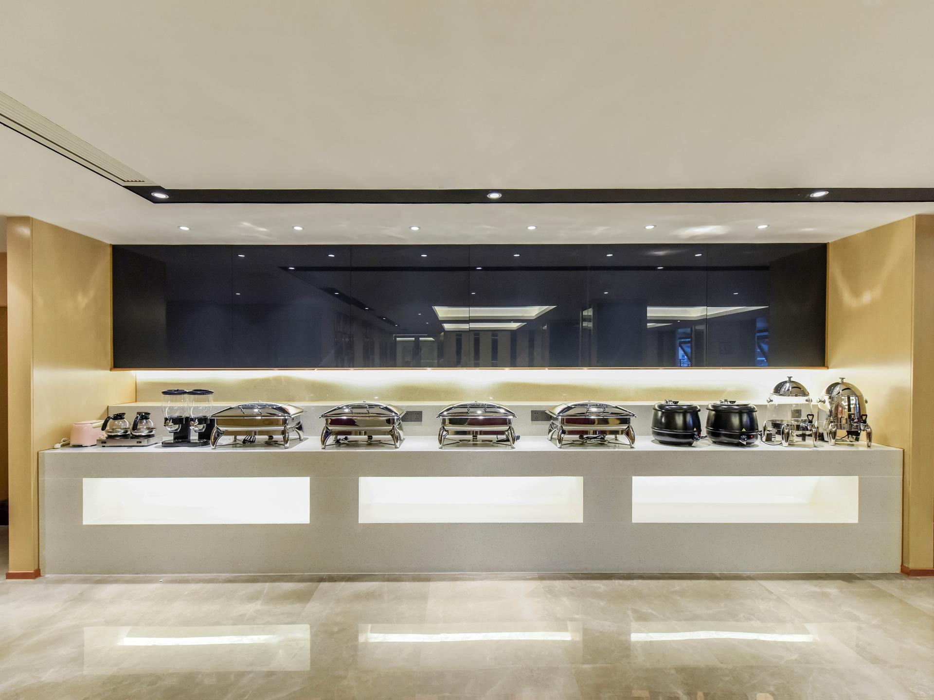 Lavande Hotel (Chongqing Nanping Pedestrian Street Wanda Plaza) 12/45