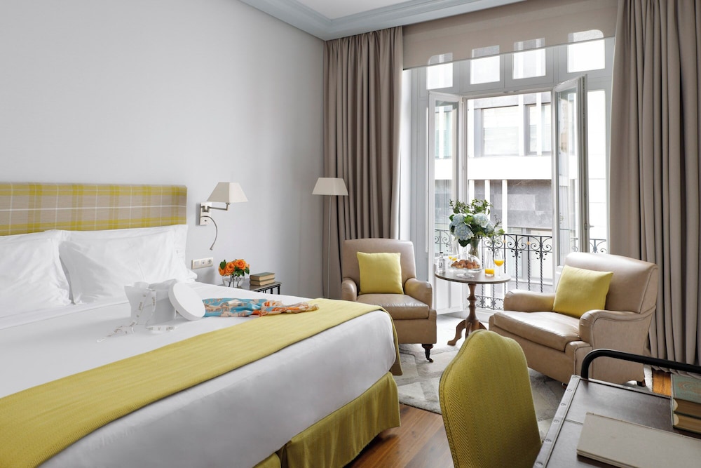 SUPERIOR, DOUBLE BED