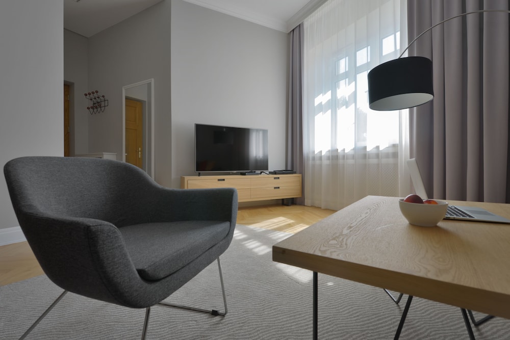 Stradonia Serviced Apartments 60/76
