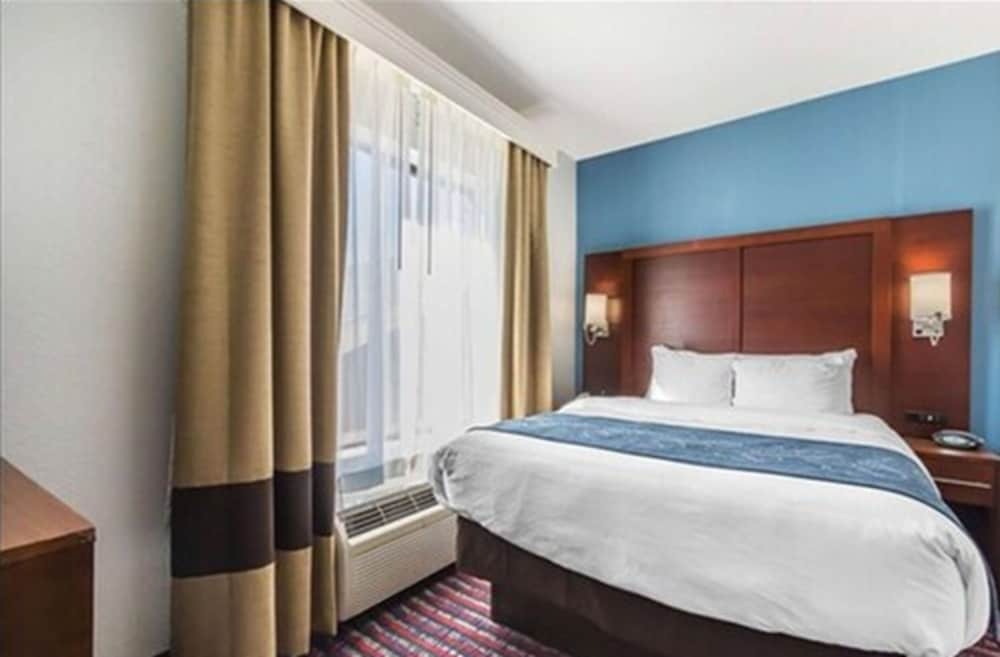Comfort Suites St Charles-St Louis 13/38