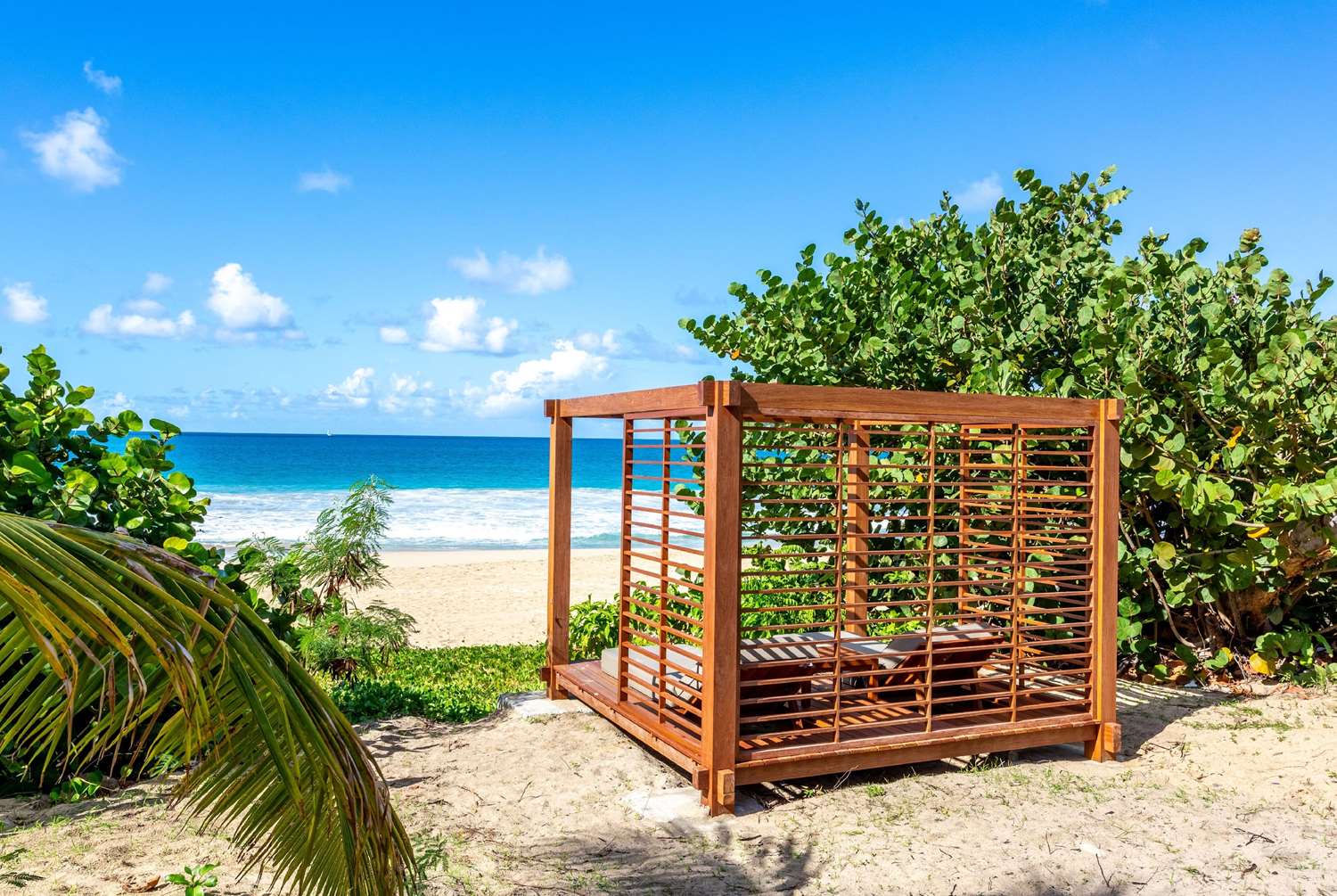 Wyndham Tortola BVI Lambert Beach Resort 2/47