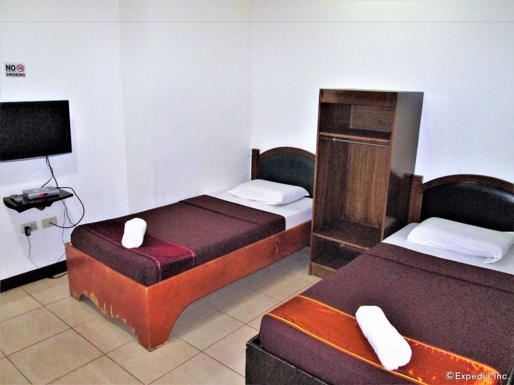 St. Nicolas Inn CDO City Center 13/55