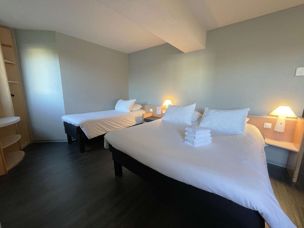 Ibis Rennes Cesson 23/76