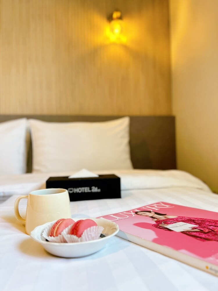 غرفة ملكية بسرير مزدوج وسرير فردي، Hotel 24st Urban Brown Seosan Lake Park 5/8
